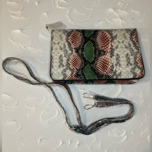 Designer inspired Python Embossed Clutch Convertible Bag, Bamboo Closure, Vegan - Picture 4 of 6